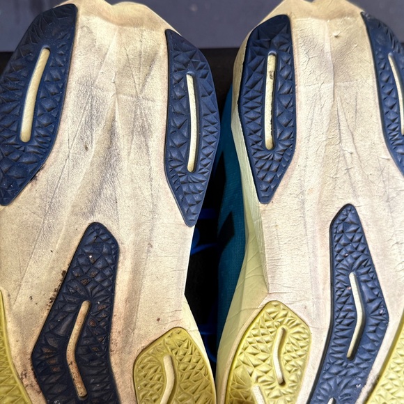 New Balance FuelCell Rebel V4 Women’s Size 8.5 - Picture 10 of 12